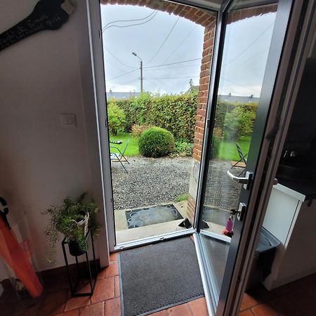 Studio Bienvenue Du Cote De Chez Nous Avec Jardin Privatif Wignehies ภายนอก รูปภาพ