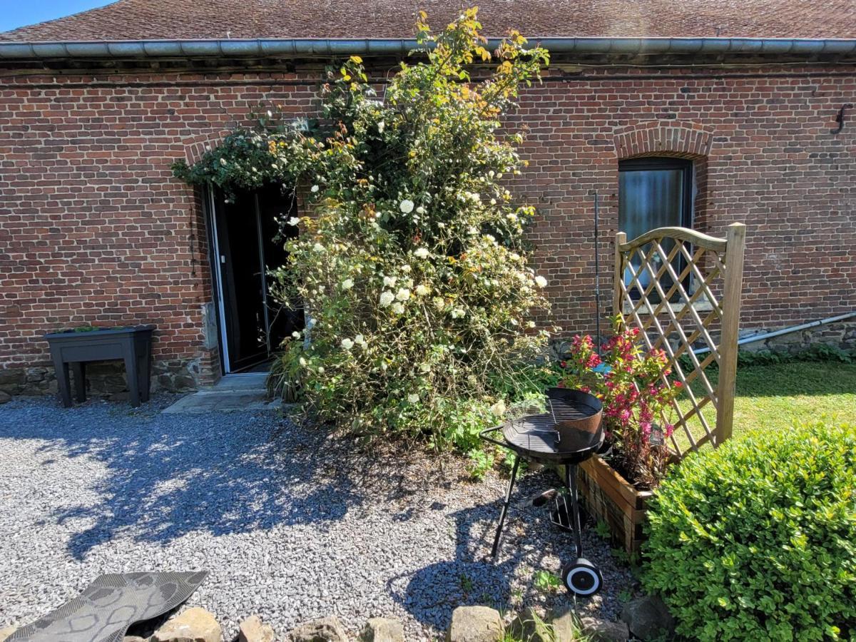 Studio Bienvenue Du Cote De Chez Nous Avec Jardin Privatif Wignehies ภายนอก รูปภาพ